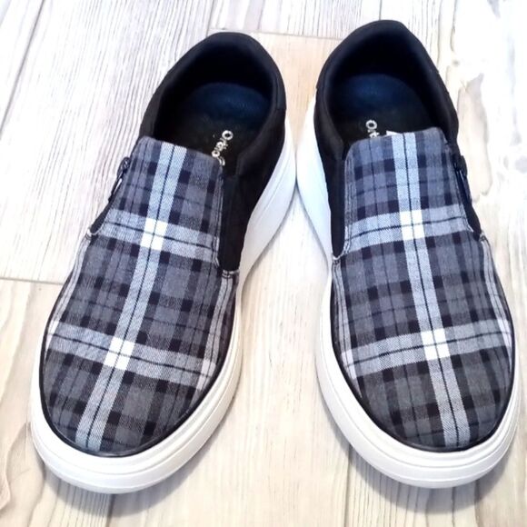 (75-3952) Orthocomfoot Women's Slip On Shoes with Arch Support Sz 41 (10.5) - Picture 3 of 15